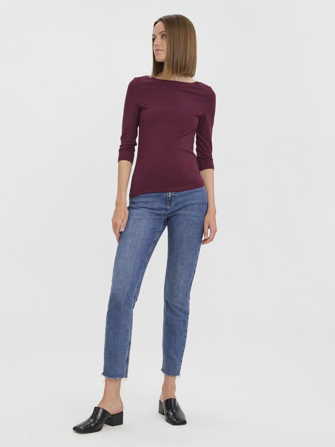 model_shot-front_full